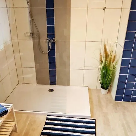 Unterkunft4you-ferienhaus-zum-burgfried * Usingen
